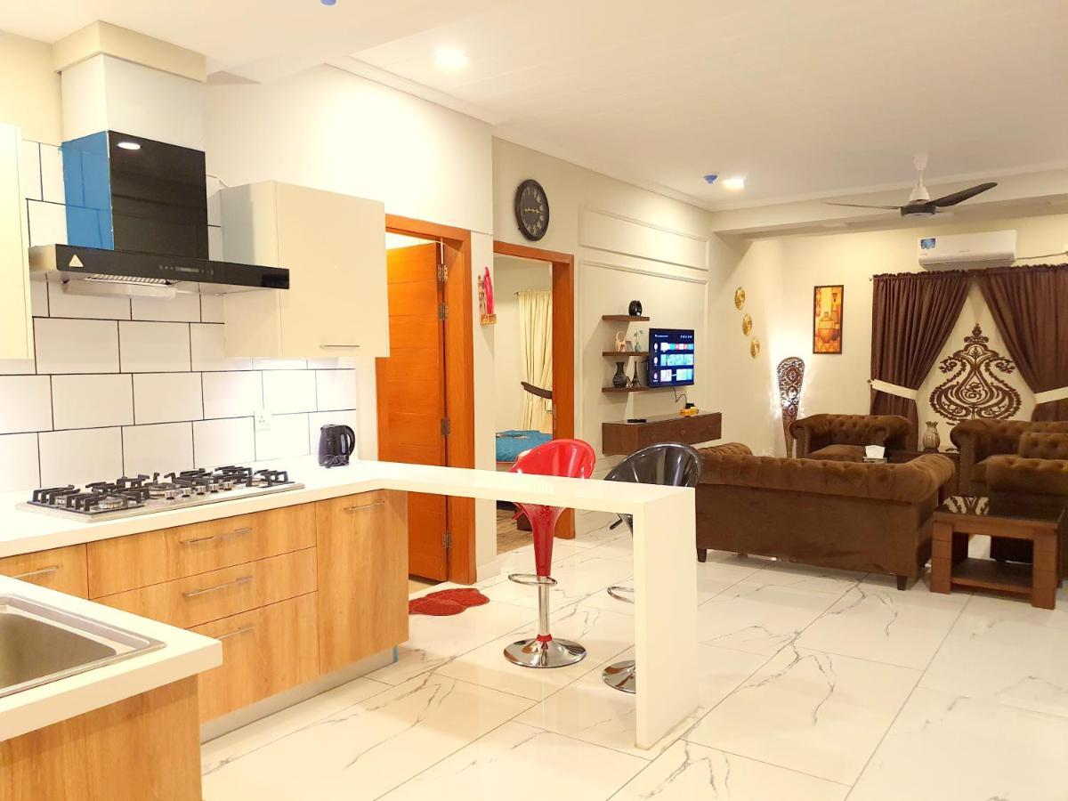 Executive Apartments In Bahria Heights ราวัลปินดี ภายนอก รูปภาพ