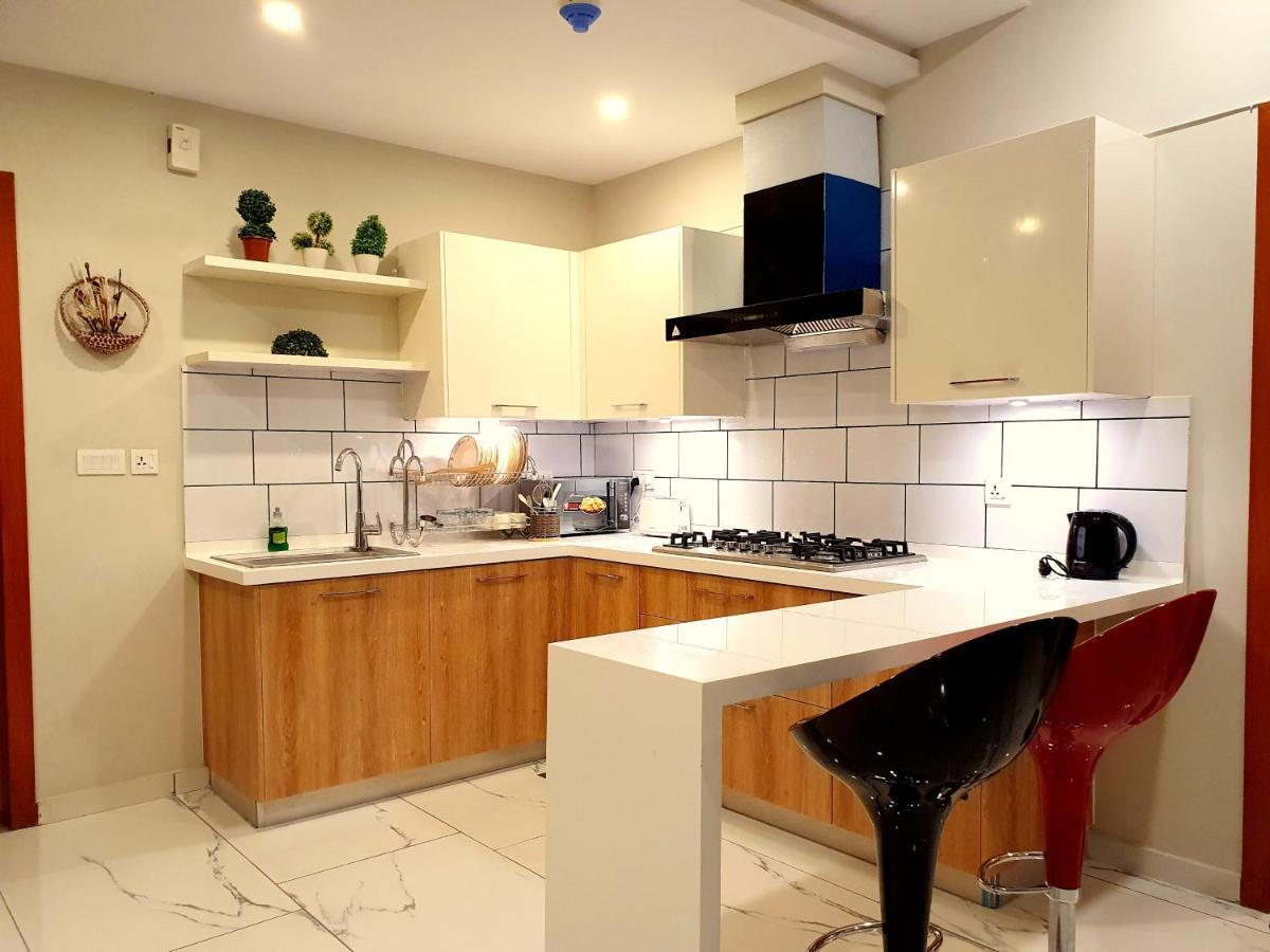 Executive Apartments In Bahria Heights ราวัลปินดี ภายนอก รูปภาพ