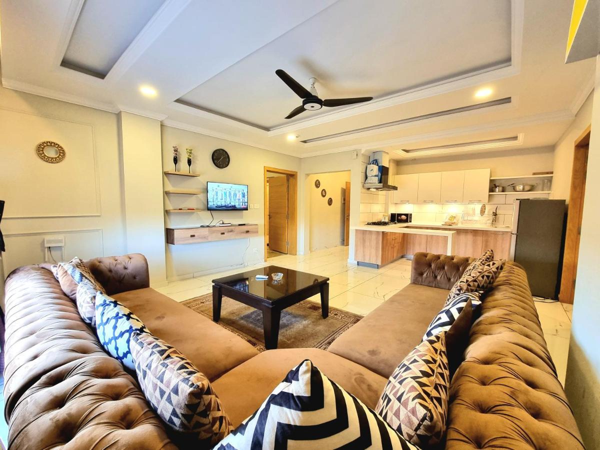 Executive Apartments In Bahria Heights ราวัลปินดี ภายนอก รูปภาพ