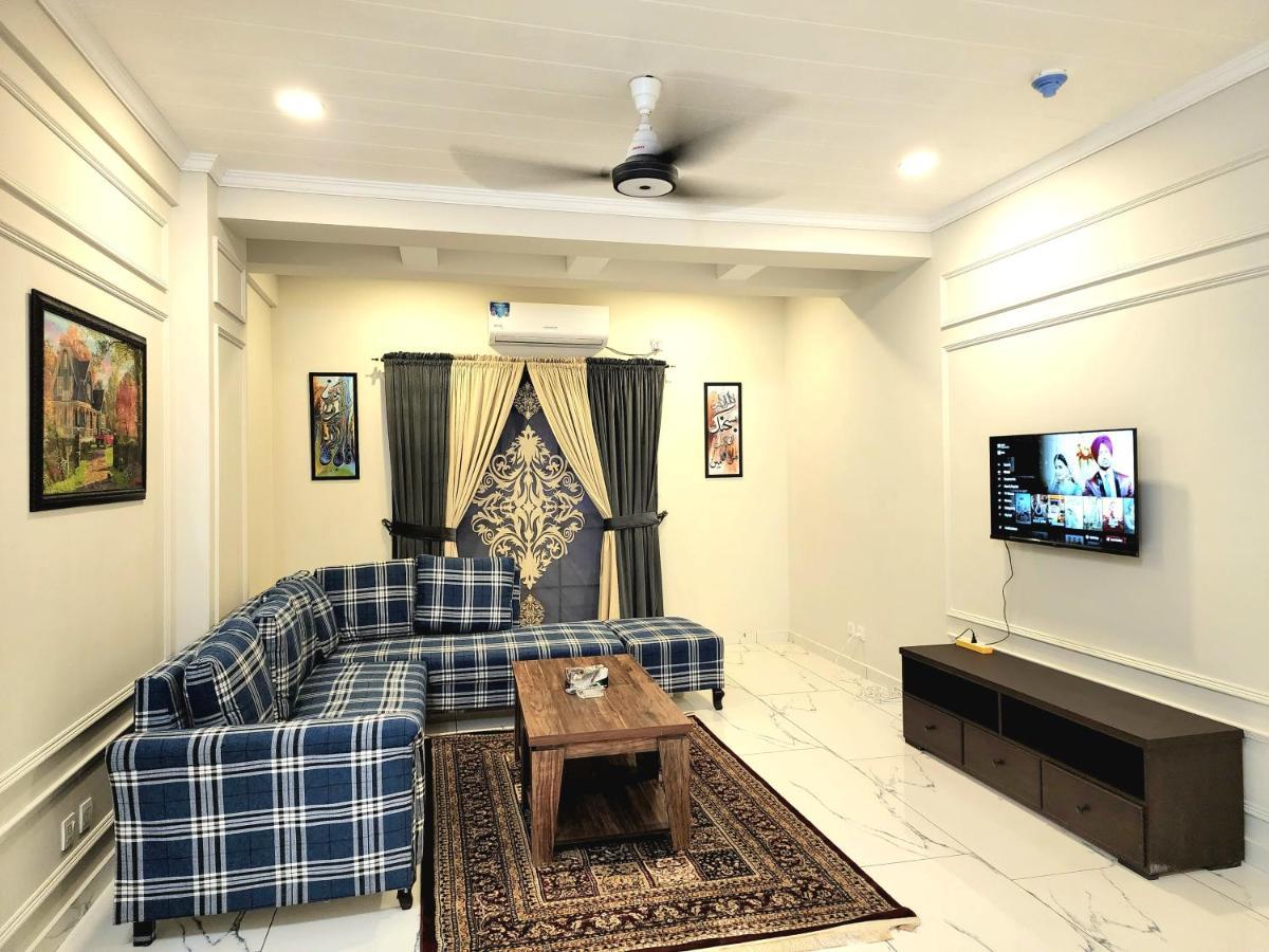 Executive Apartments In Bahria Heights ราวัลปินดี ภายนอก รูปภาพ