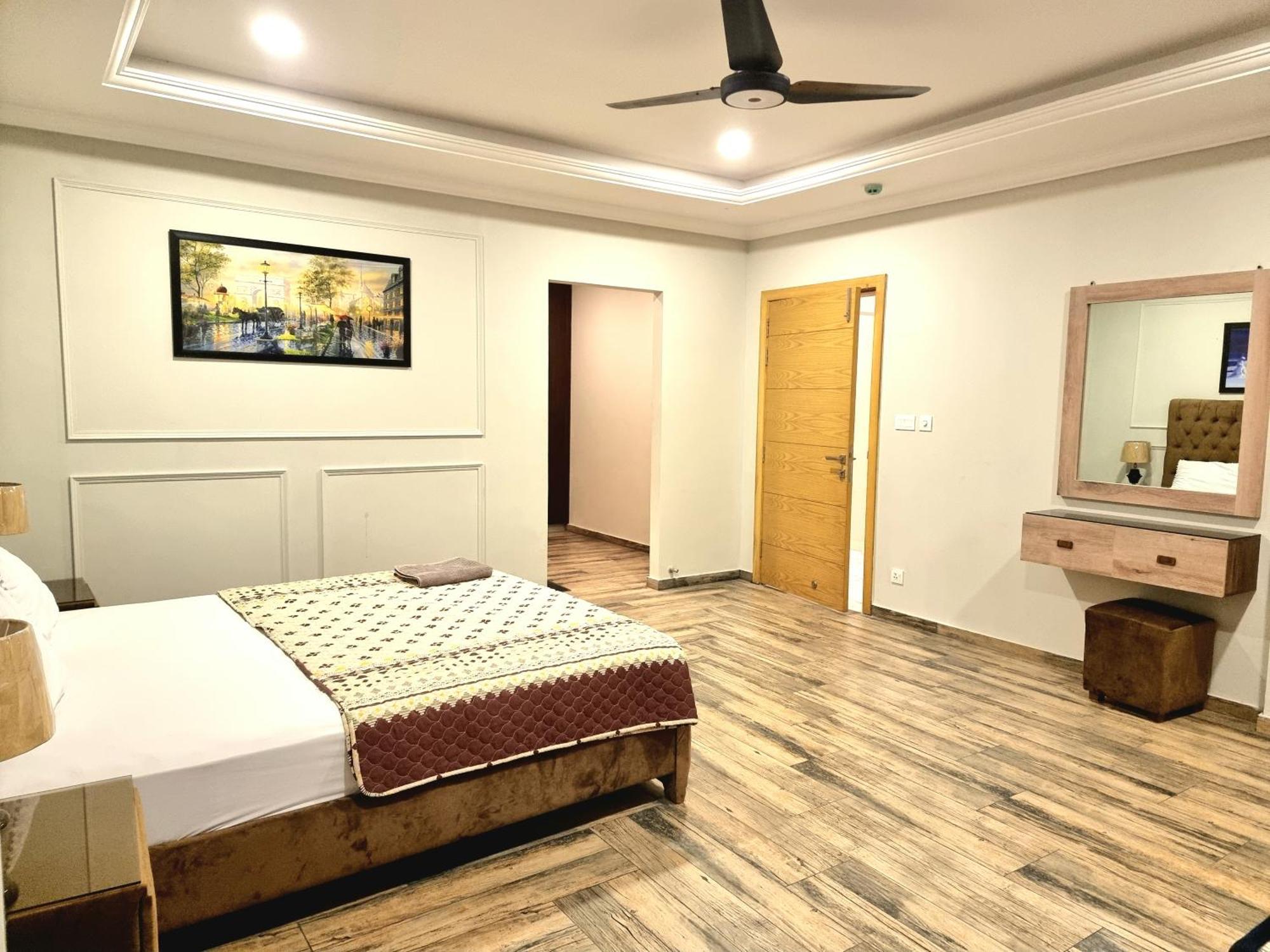 Executive Apartments In Bahria Heights ราวัลปินดี ห้อง รูปภาพ