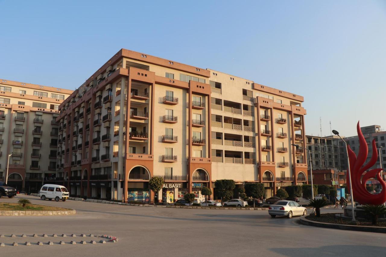 Executive Apartments In Bahria Heights ราวัลปินดี ภายนอก รูปภาพ